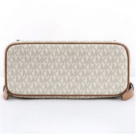 MICHAEL KORS Kenly Medium Backpack Signature Vanilla Bag - Picture 6 of 16